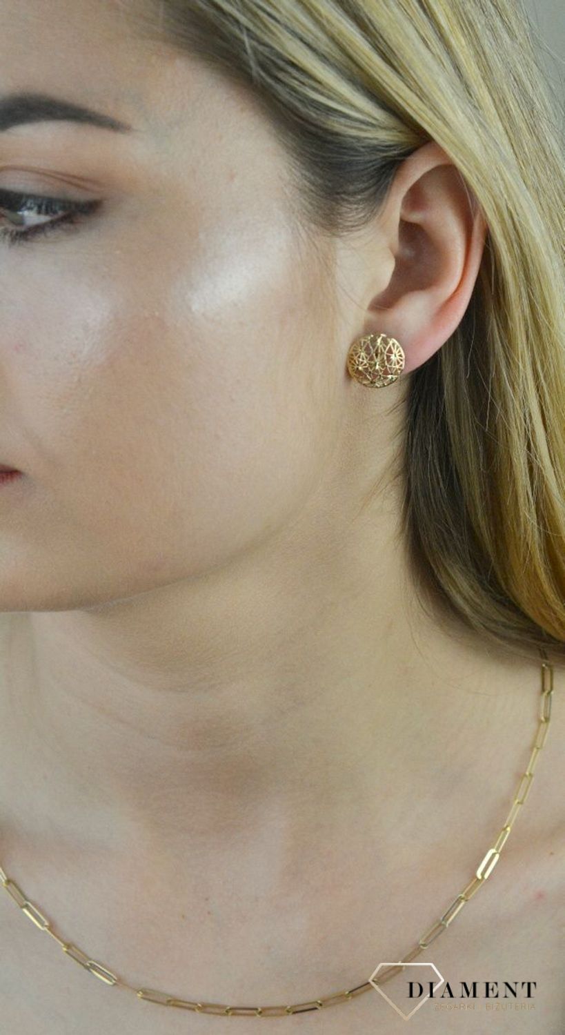 Złote kolczyki damskie 375 ażurowe wkrętki. Złote kolczyki damskie. Kolczyki złote próby 375. Kolczyki złote wkrętki. Złote kolczyki na sztyft. Ażurowe złote kolczyki na prezent..jpg